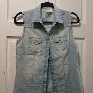 Pearl Detail Button-Up